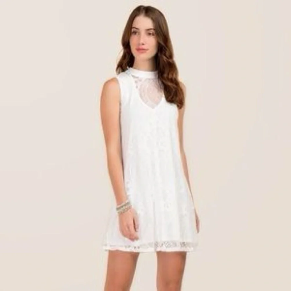 Francesca’s Trixxi White Lace High Mock Neck Shift Slip Tunic Dress size XS - Picture 2 of 7